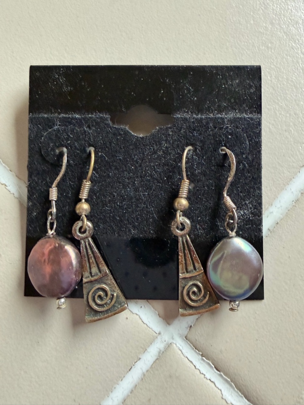4 pcs Handmade Silver-Tone Tribal Drop Earrings with Iridescent Pearl Discs